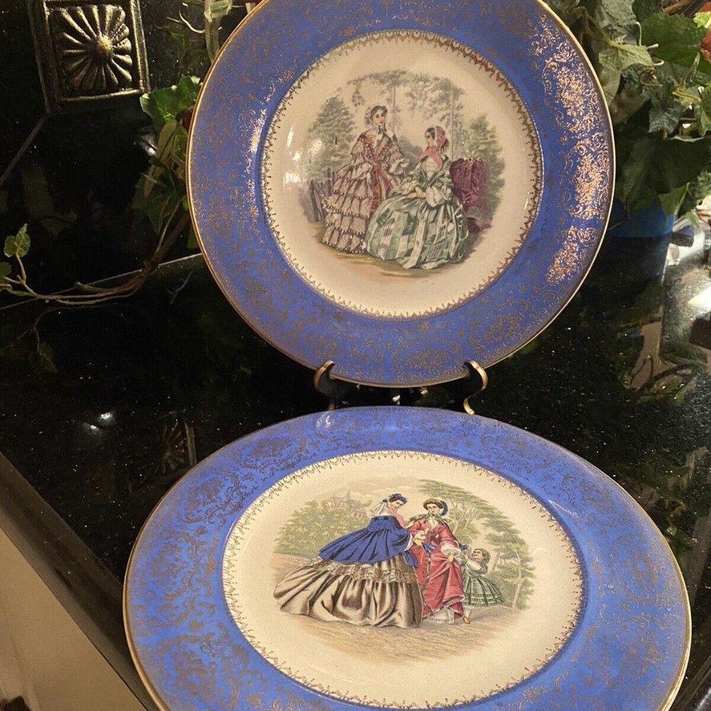 VINTAGE 10 3/4" SERVICE PLATE by SALEM PALE BLUE/GOLD ACCENTS made in USA